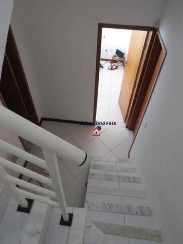 Casa à venda com 3 quartos, 110m² - Foto 18