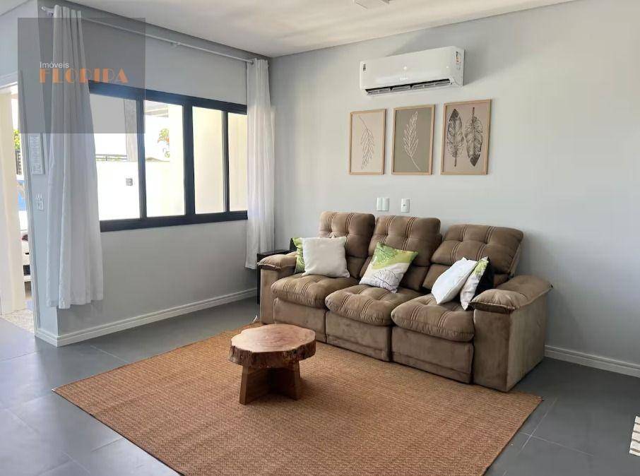 Casa, 3 quartos, 124 m² - Foto 1