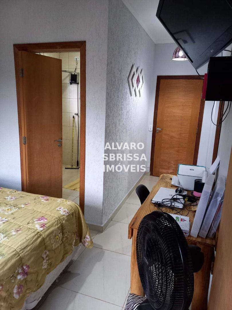 Chácara à venda com 3 quartos, 600m² - Foto 14