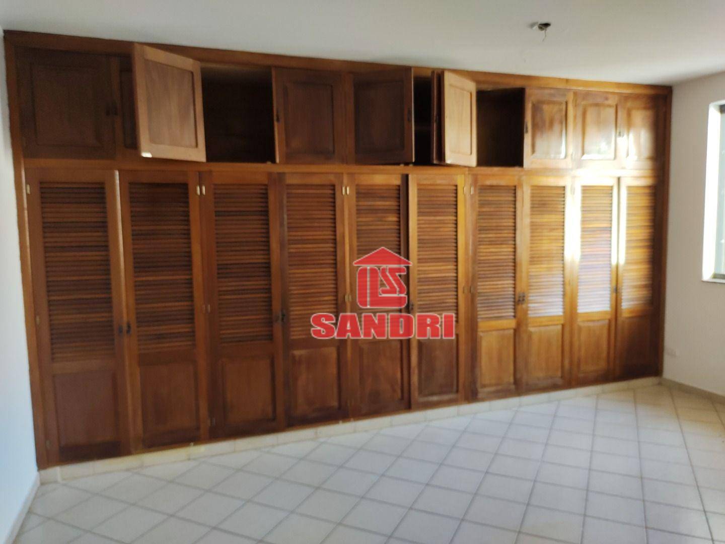 Sobrado à venda com 3 quartos, 218m² - Foto 13