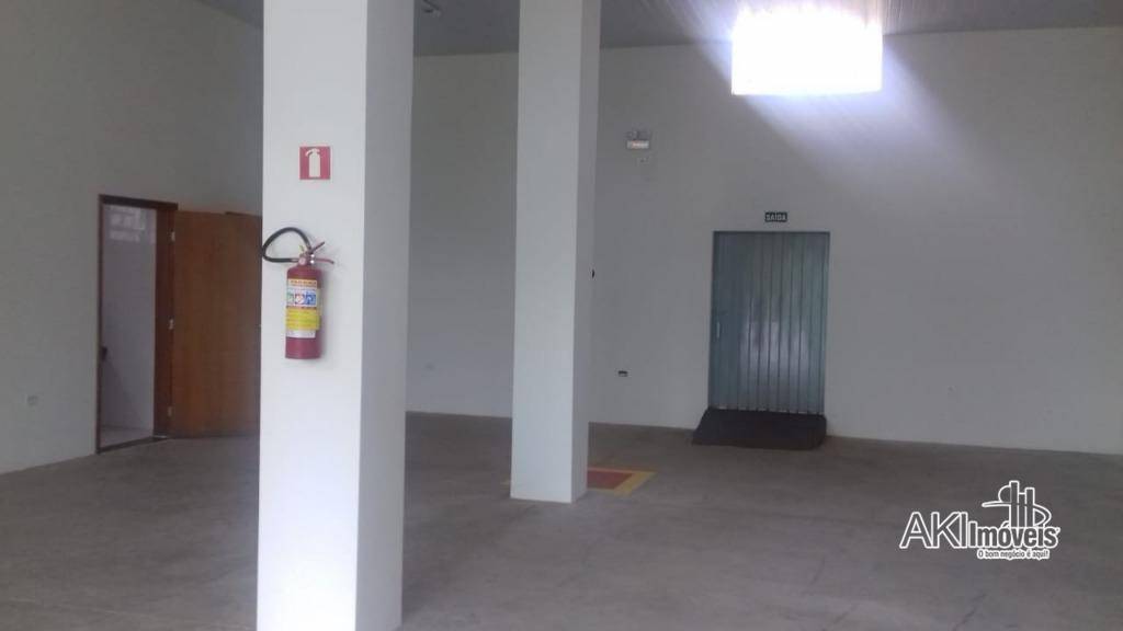 Sobrado à venda com 2 quartos, 318m² - Foto 7