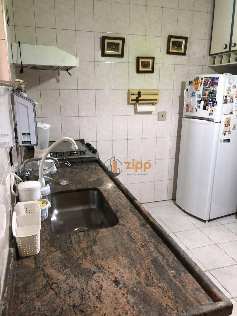 Apartamento à venda com 2 quartos, 79m² - Foto 19