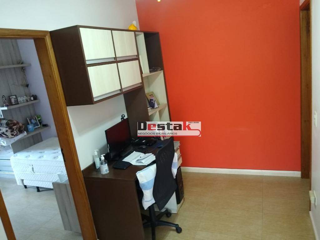 Sobrado à venda com 3 quartos, 210m² - Foto 16