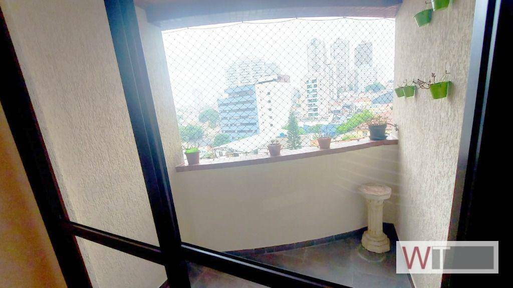 Apartamento para alugar com 3 quartos, 75m² - Foto 2