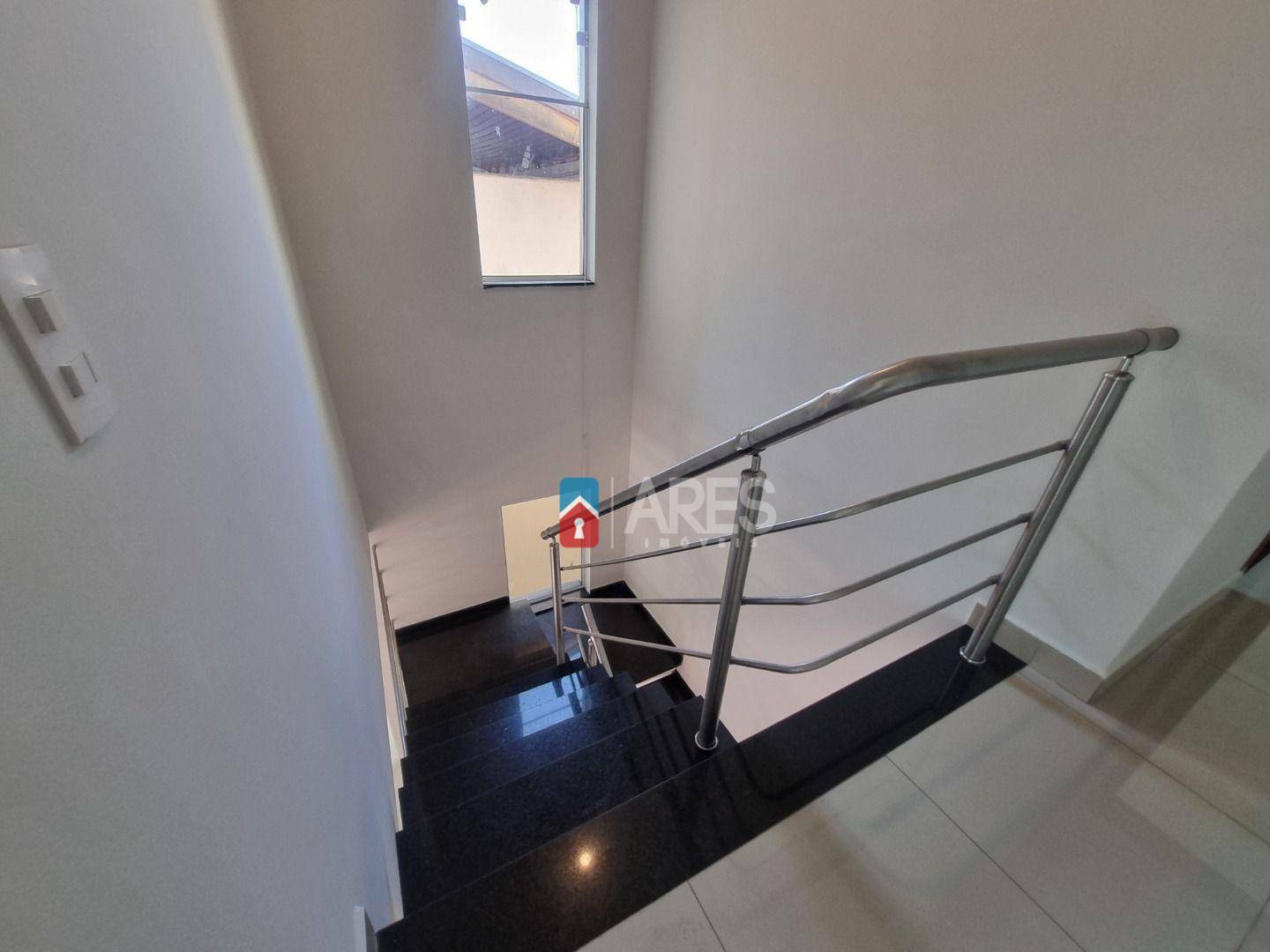 Casa para alugar com 2 quartos, 121m² - Foto 16