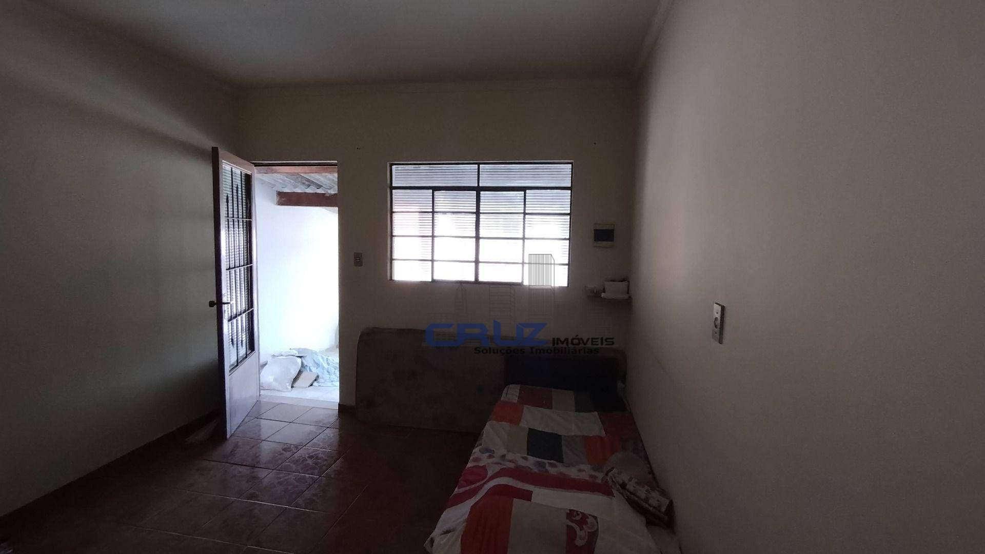 Casa à venda com 1 quarto, 67m² - Foto 3