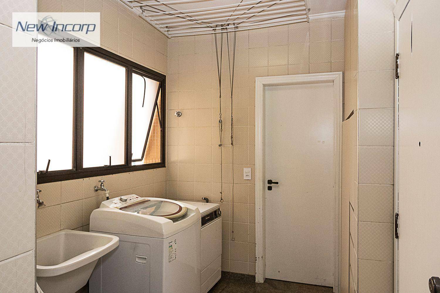 Apartamento à venda com 4 quartos, 188m² - Foto 14