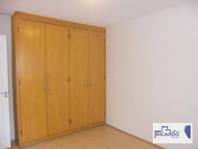 Apartamento à venda com 2 quartos, 78m² - Foto 40