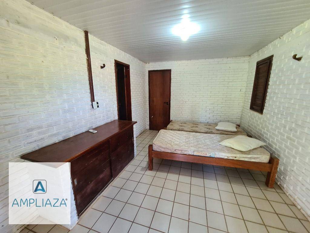 Casa à venda com 4 quartos, 300m² - Foto 27