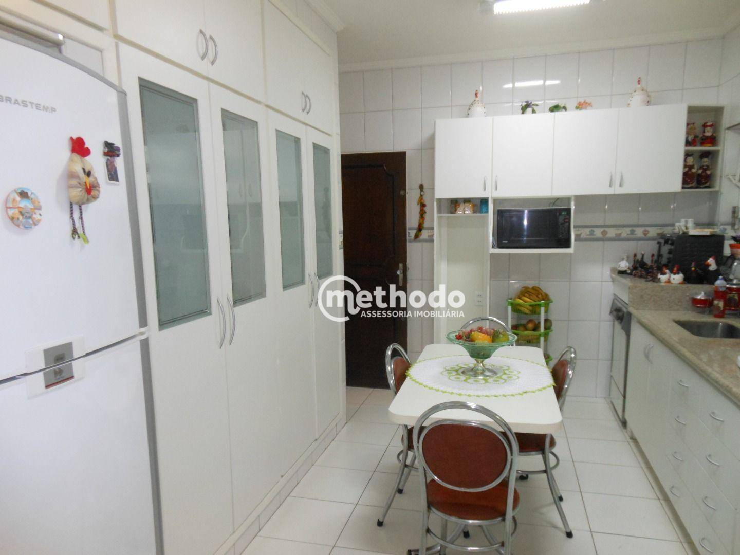 Casa à venda com 3 quartos, 178m² - Foto 10