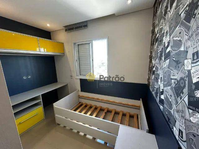 Apartamento para alugar com 3 quartos, 72m² - Foto 2