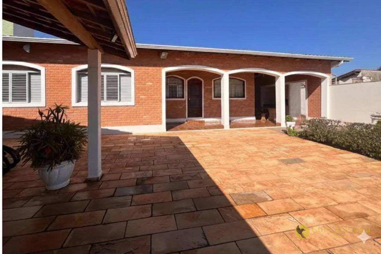 Chácara, 3 quartos, 1000 m² - Foto 1