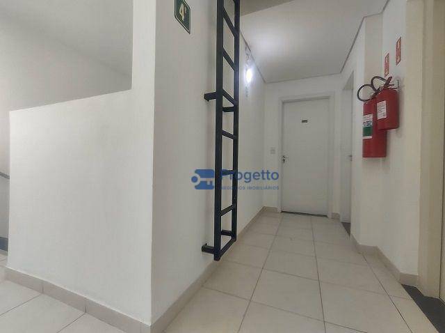 Apartamento à venda com 3 quartos, 60m² - Foto 26