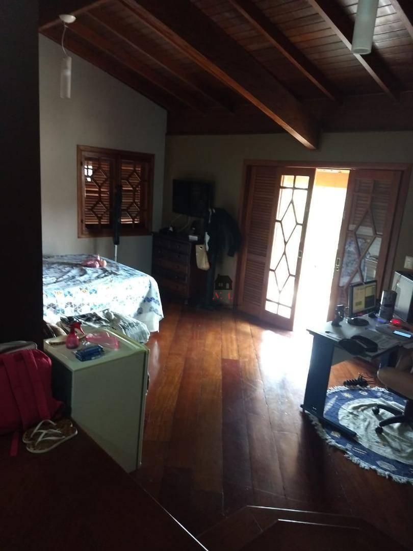 Casa à venda com 5 quartos, 355m² - Foto 12