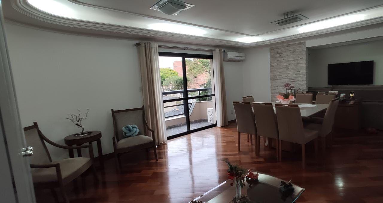 Apartamento à venda com 3 quartos, 143m² - Foto 5