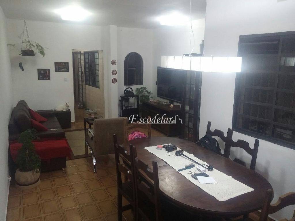 Sobrado à venda com 3 quartos, 200m² - Foto 1