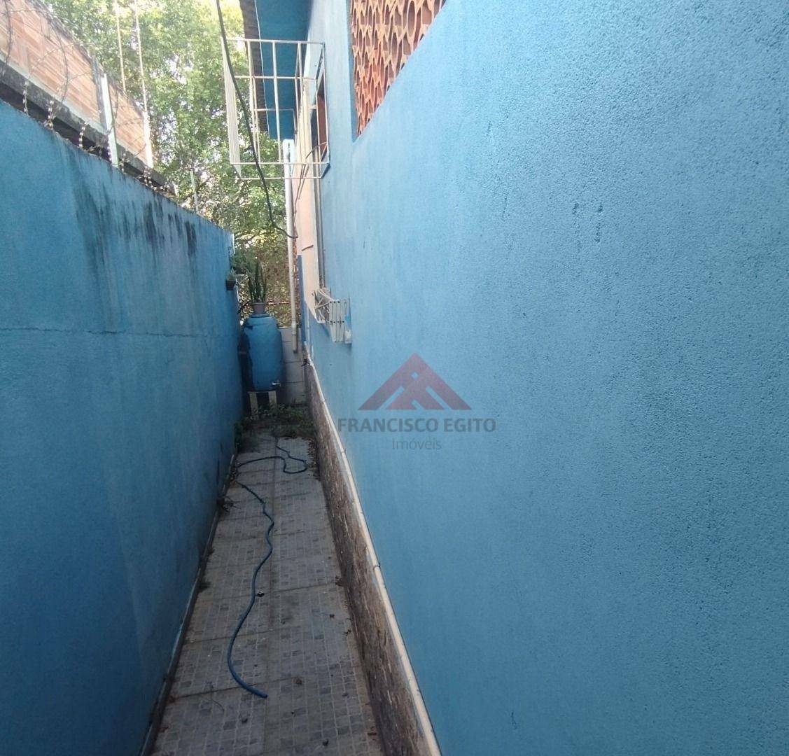 Casa para alugar com 1 quarto, 50m² - Foto 12