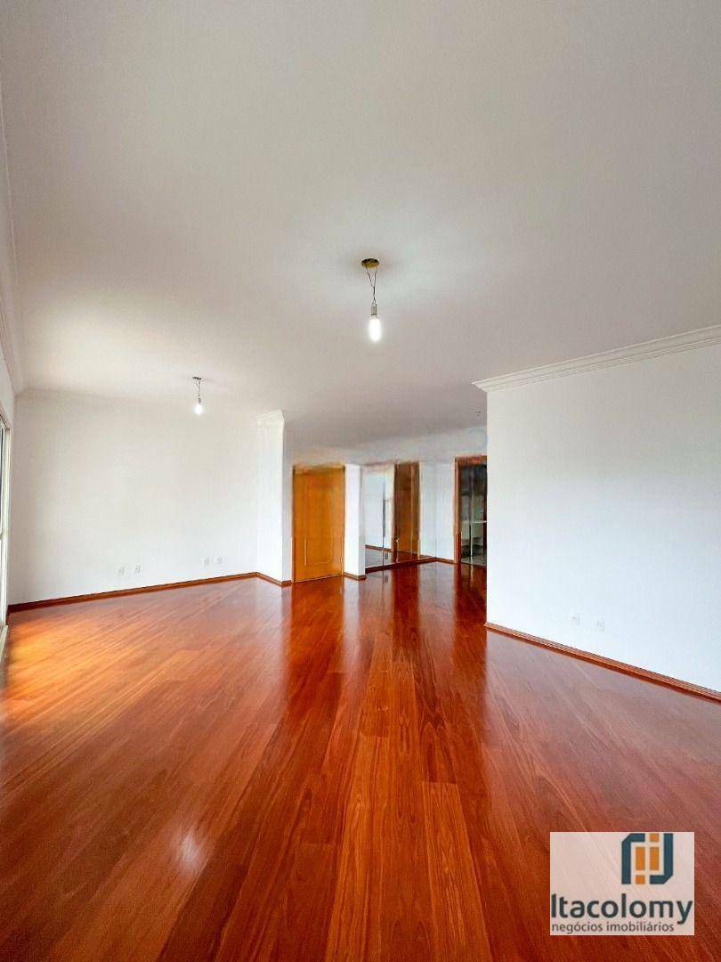 Apartamento à venda e aluguel com 3 quartos, 139m² - Foto 12