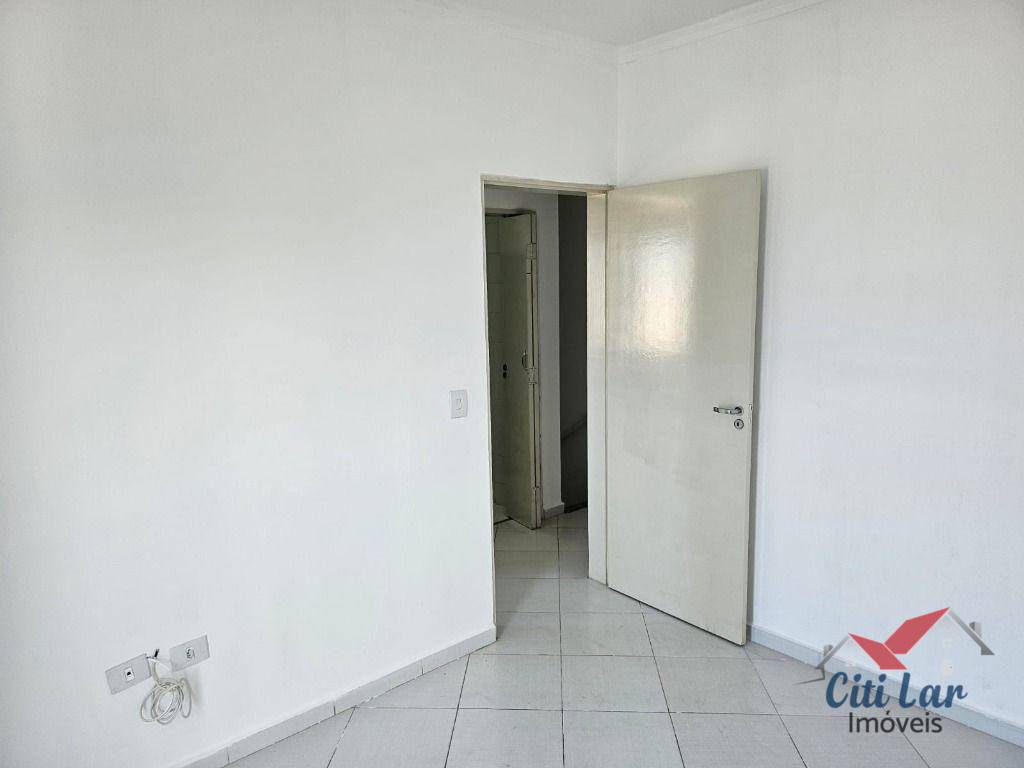 Sobrado à venda com 2 quartos, 70m² - Foto 11