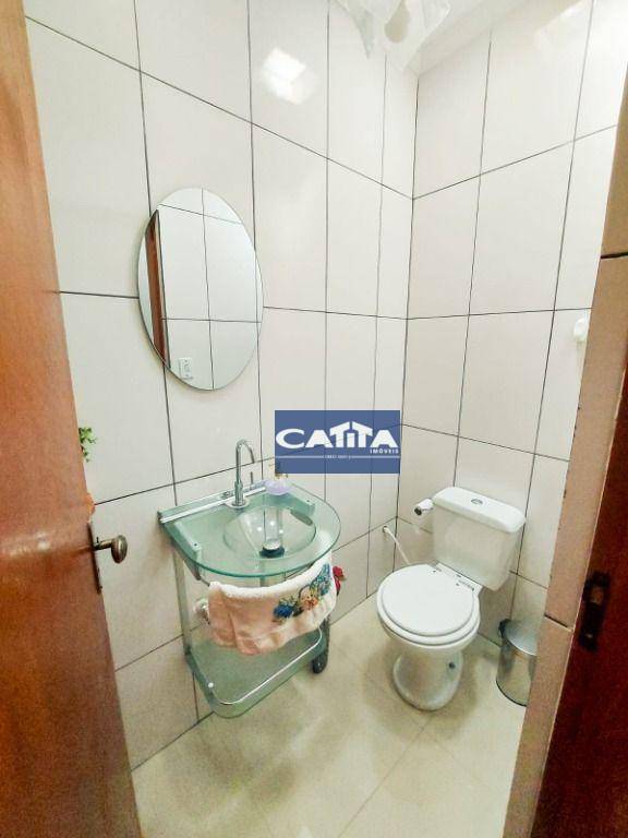 Casa à venda com 4 quartos, 200m² - Foto 31