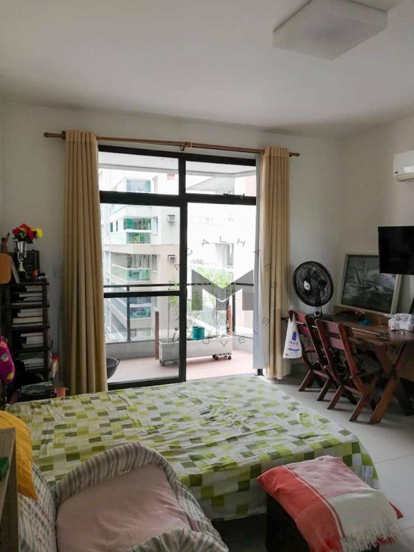 Apartamento à venda com 4 quartos, 396m² - Foto 13