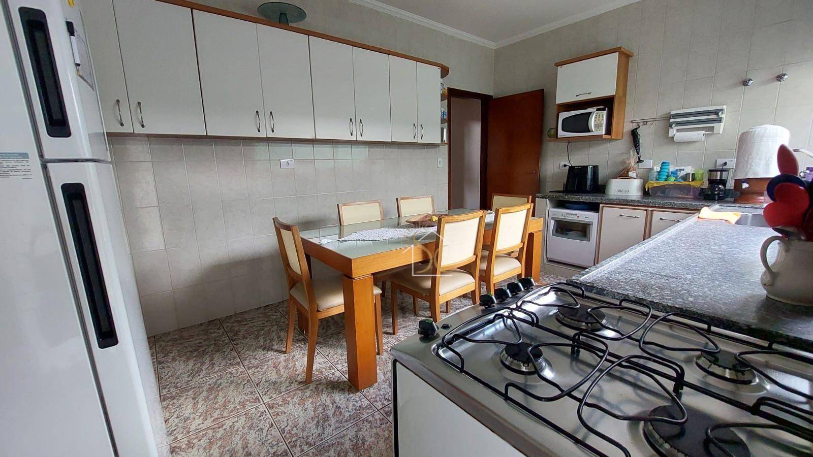 Chácara à venda com 3 quartos, 250m² - Foto 10