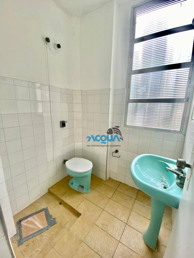 Apartamento à venda com 4 quartos, 190m² - Foto 4