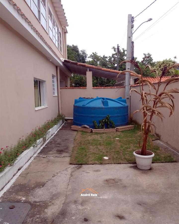 Casa à venda com 3 quartos, 350m² - Foto 12