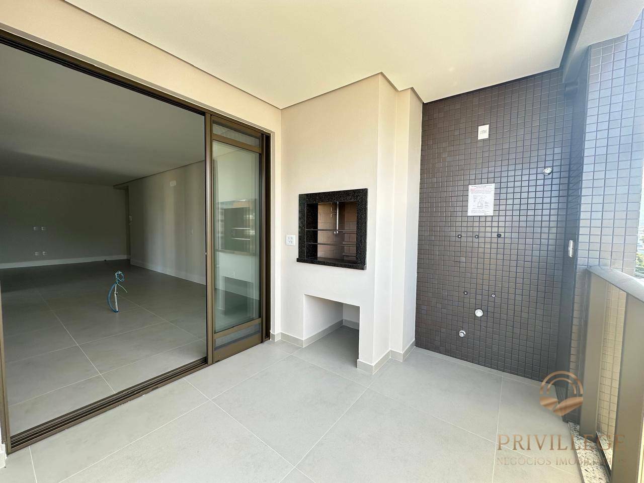 Apartamento à venda com 3 quartos, 84m² - Foto 10