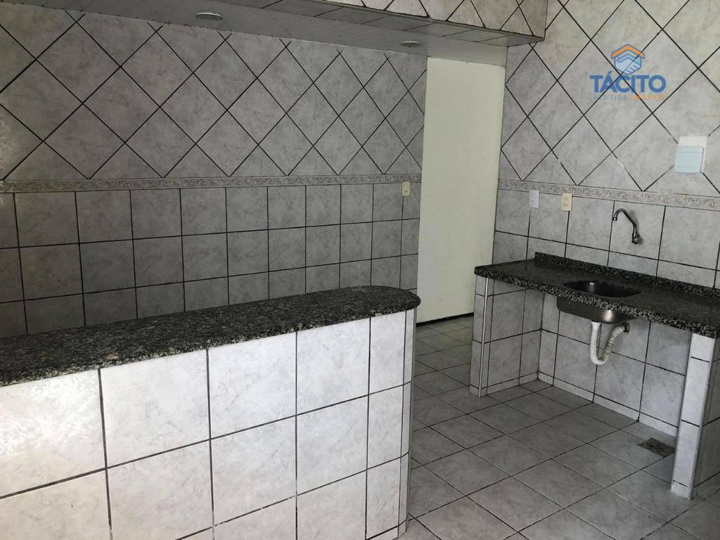 Casa à venda com 3 quartos, 170m² - Foto 7