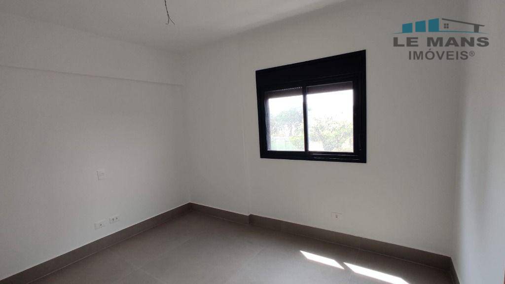 Apartamento à venda com 3 quartos, 109m² - Foto 3