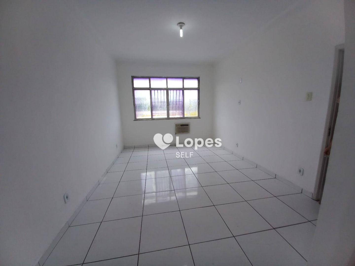 Apartamento à venda com 2 quartos, 96m² - Foto 1