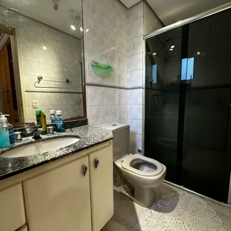 Apartamento à venda com 3 quartos, 93m² - Foto 4