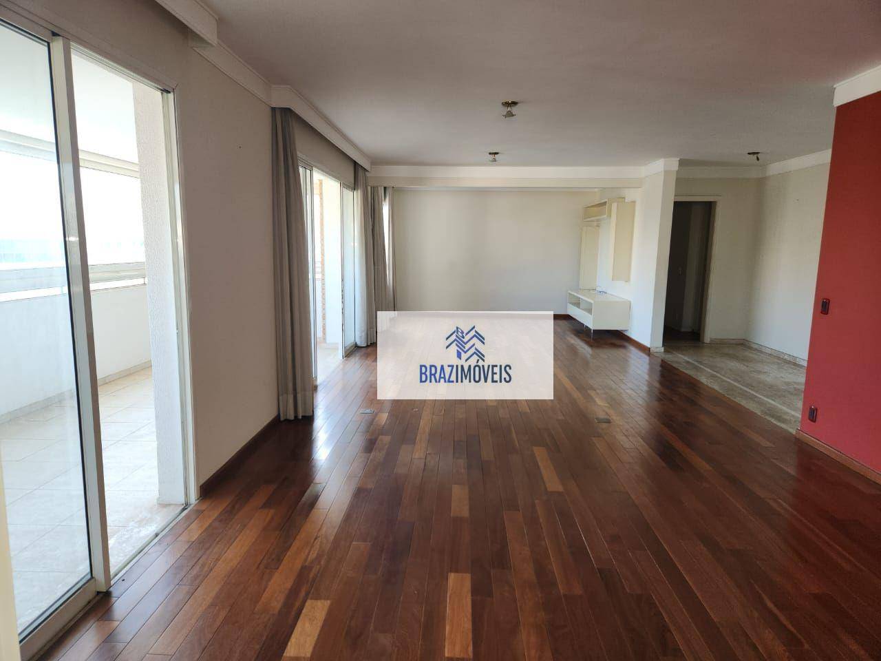 Apartamento à venda com 4 quartos, 265m² - Foto 9