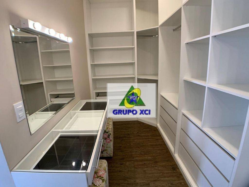 Casa de Condomínio para alugar com 4 quartos, 550m² - Foto 20