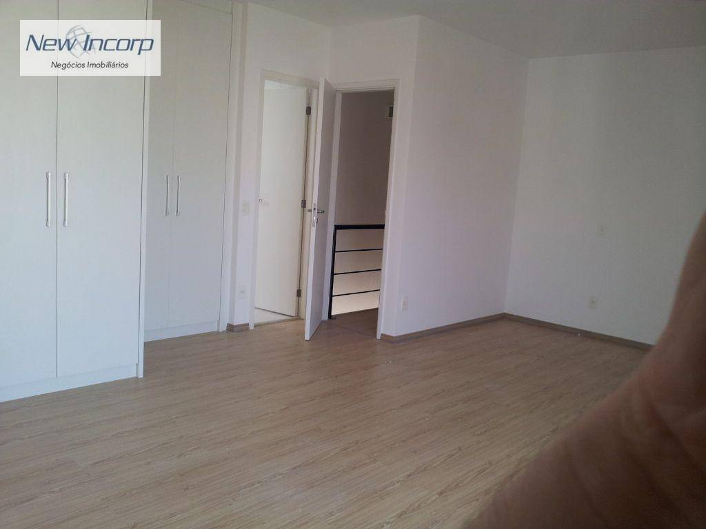 Cobertura à venda com 3 quartos, 227m² - Foto 13