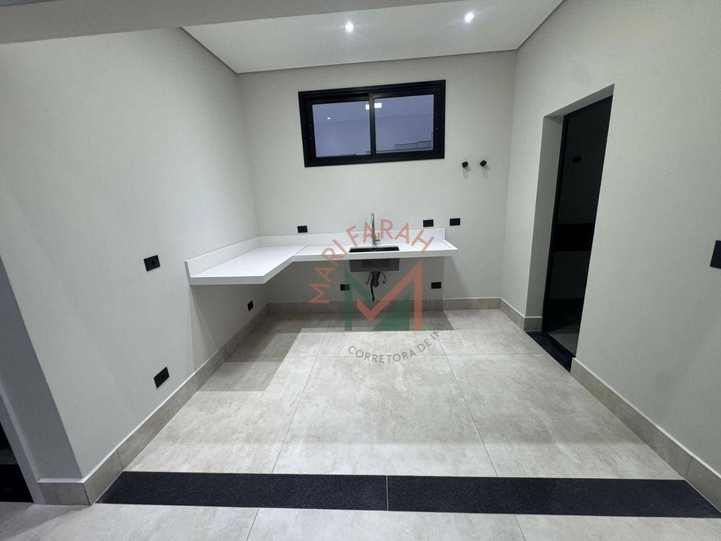 Casa de Condomínio à venda com 3 quartos, 350m² - Foto 6