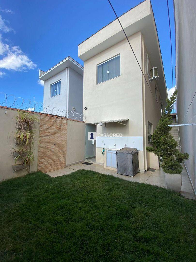 Casa à venda com 3 quartos, 95m² - Foto 13