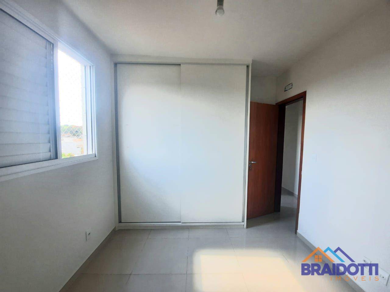 Apartamento à venda com 3 quartos, 76m² - Foto 21