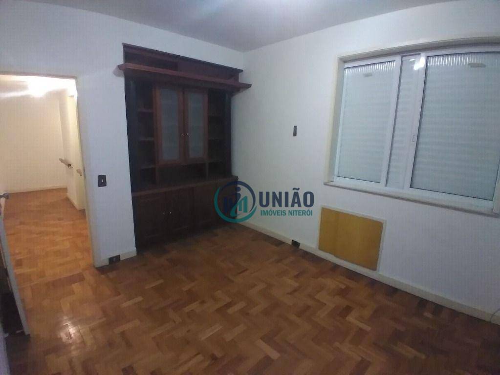 Apartamento à venda com 4 quartos, 300m² - Foto 15