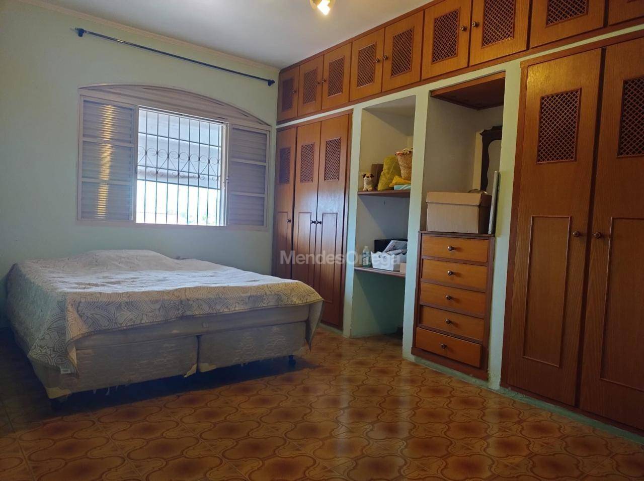 Casa à venda com 4 quartos, 245m² - Foto 17