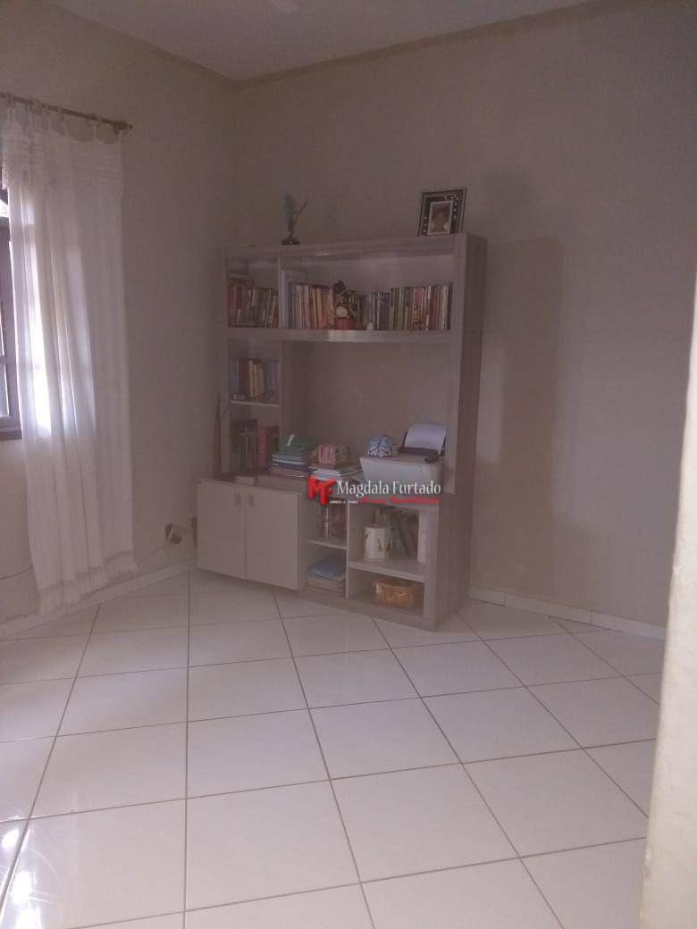 Casa à venda com 3 quartos, 120M2 - Foto 11