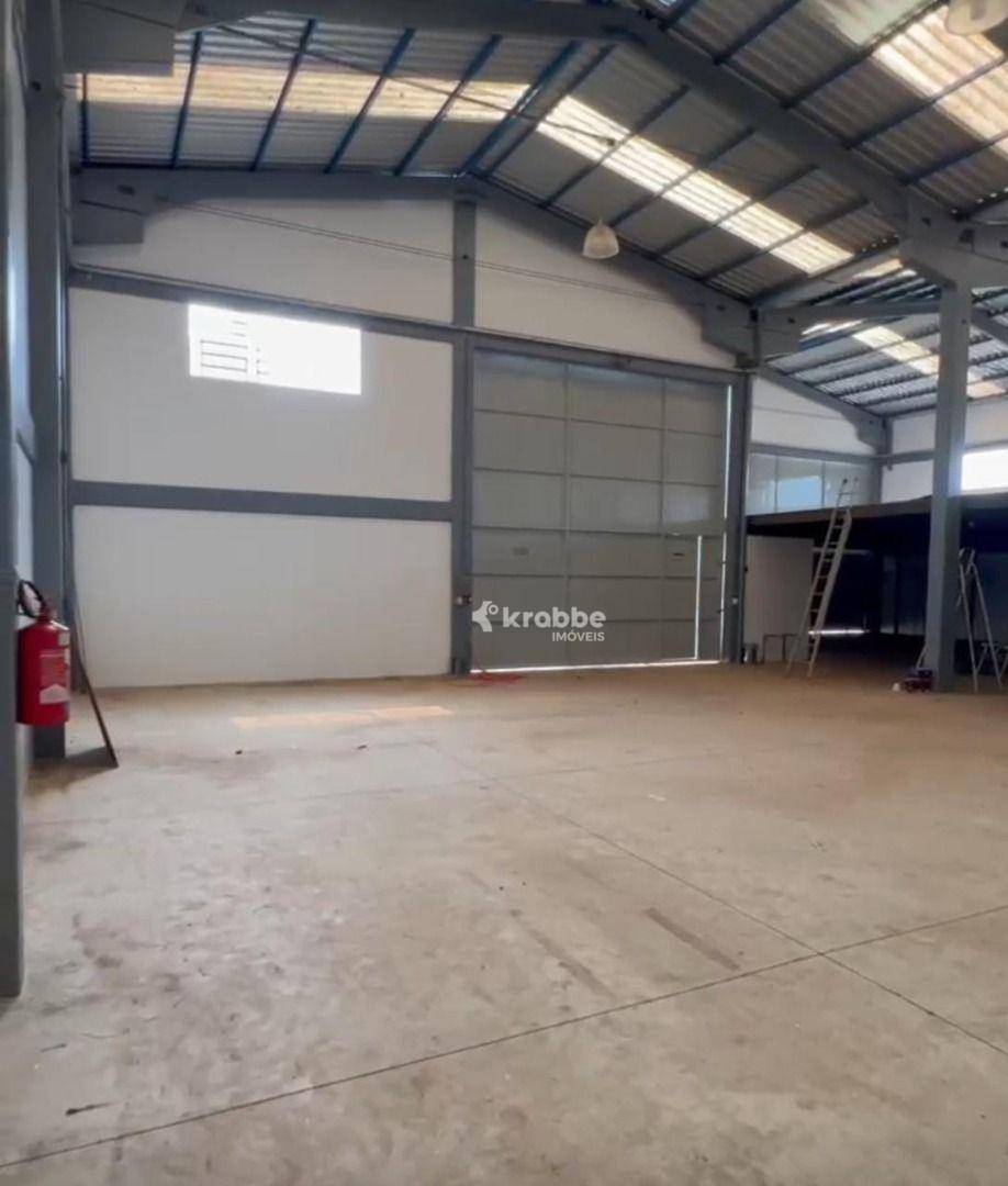 Depósito-Galpão-Armazém para alugar, 400m² - Foto 8