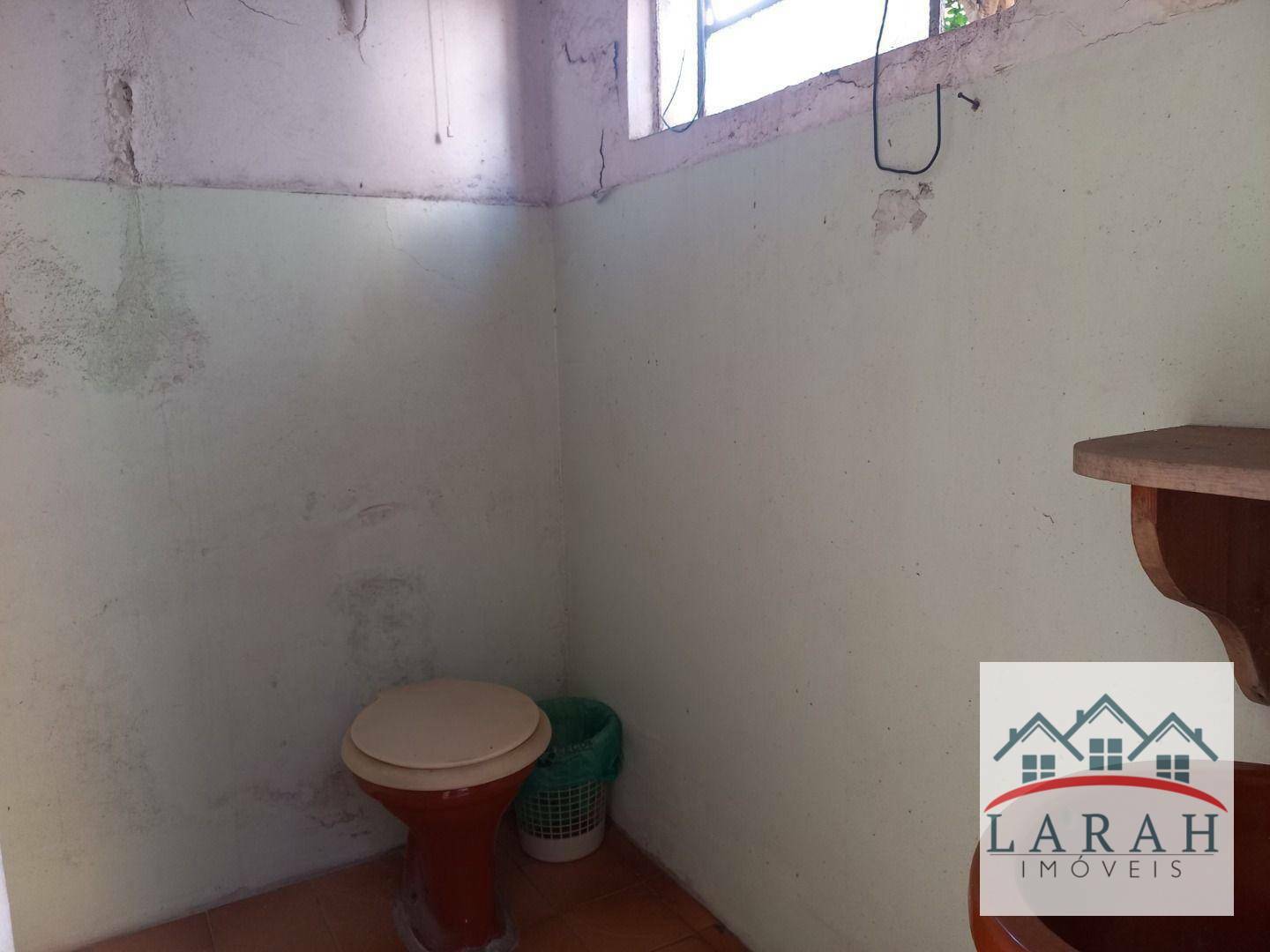 Casa à venda com 2 quartos, 250m² - Foto 15