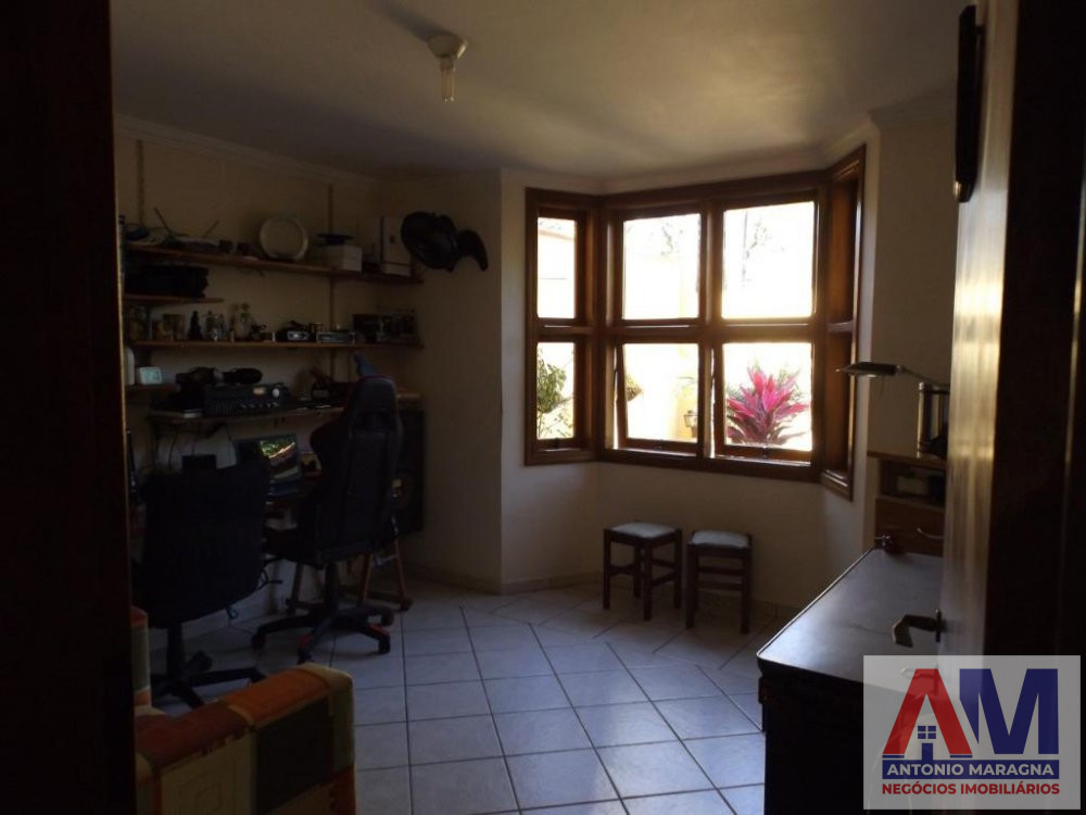 Casa à venda com 3 quartos, 240m² - Foto 44