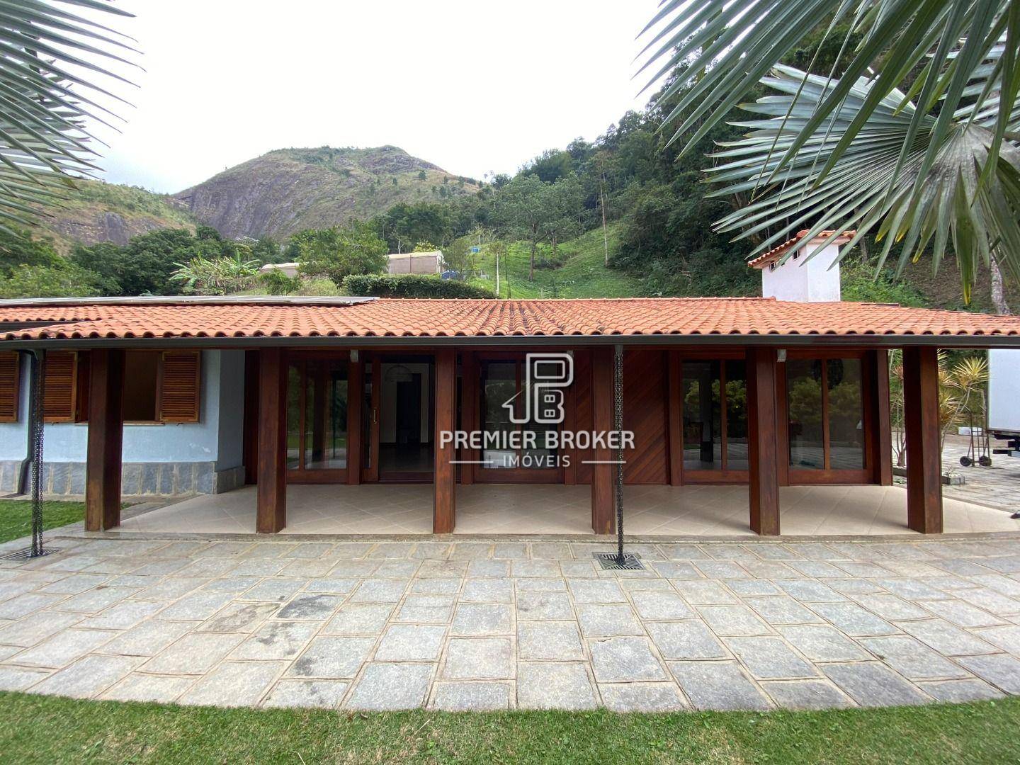 Casa de Condomínio à venda com 4 quartos, 550m² - Foto 4