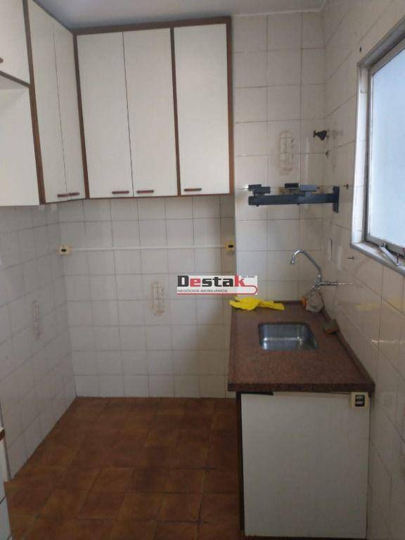 Apartamento à venda com 2 quartos, 58m² - Foto 11