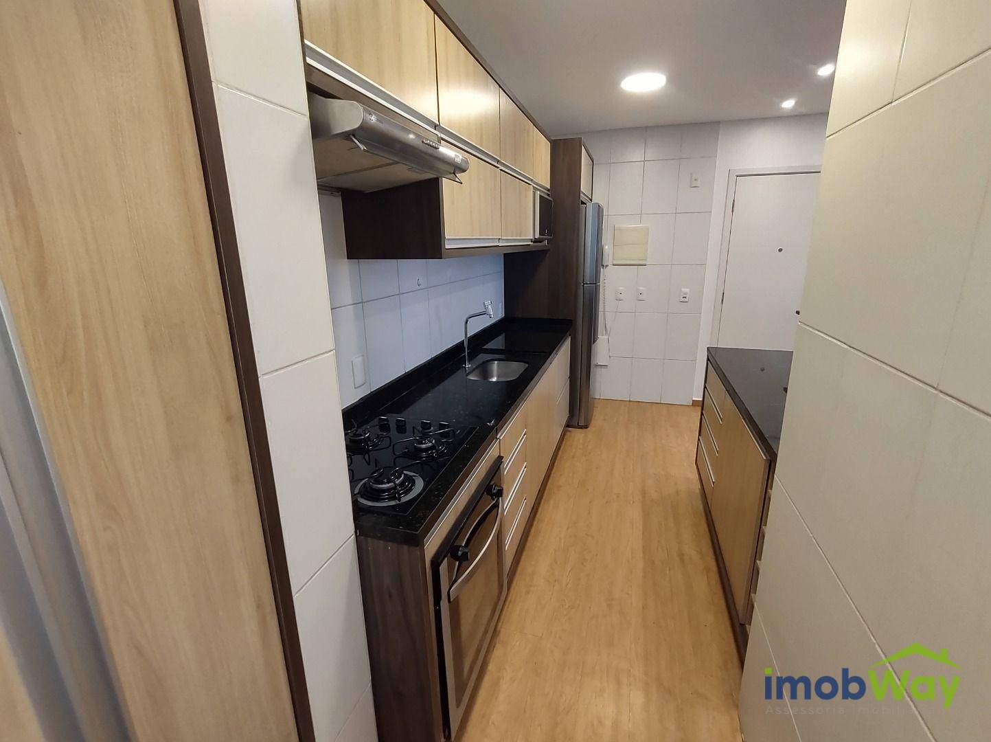 Apartamento para alugar com 3 quartos, 78m² - Foto 4