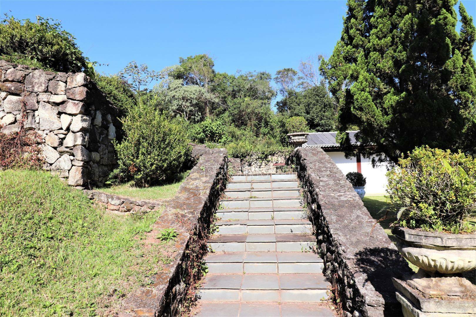 Casa de Condomínio à venda e aluguel com 6 quartos, 1374m² - Foto 22