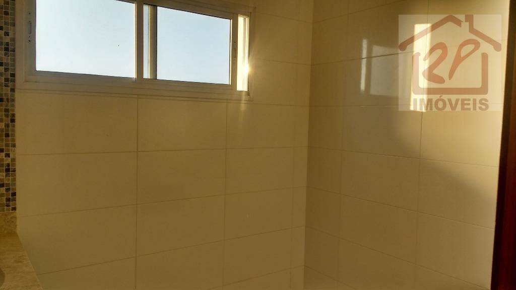 Sobrado à venda com 3 quartos, 300M2 - Foto 6